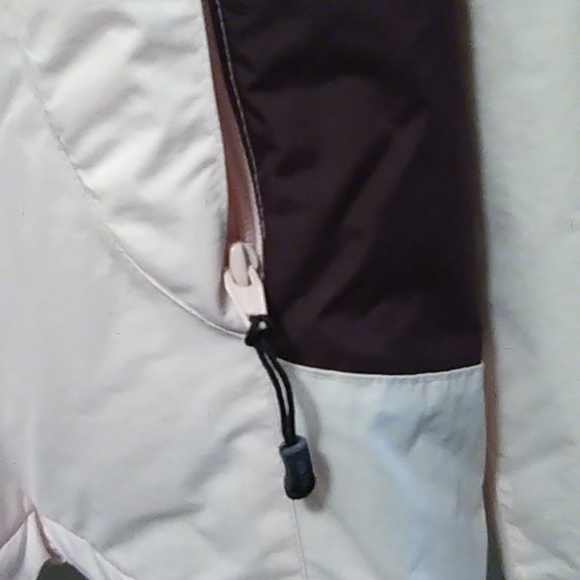 Ladies Winter Jacket - Picture 9 of 15